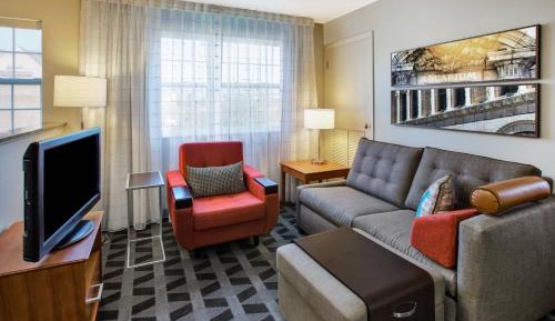Two-Bedroom Suite