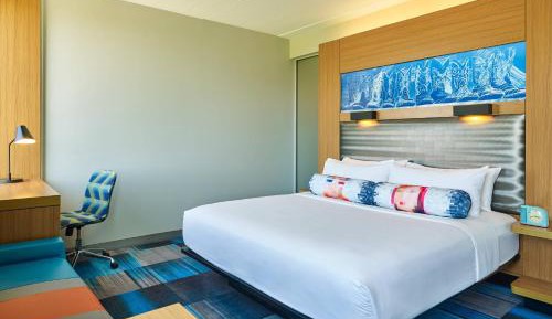 King Room - Hearing Accessible