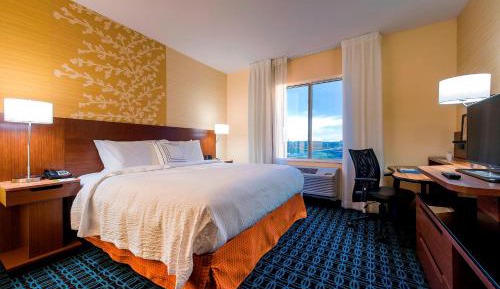 King Room with 1 King Bed