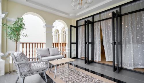 Suite with City View