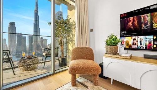 Two-Bedroom Deluxe Apartment with Balcony