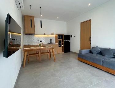 Apartment with Private Kitchen & Living Room