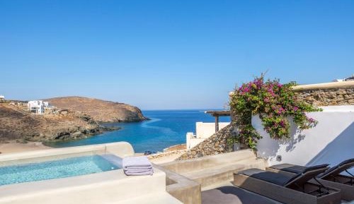 Beach Front Deluxe Villa Sea View with Mini Pool - Jacuzzi