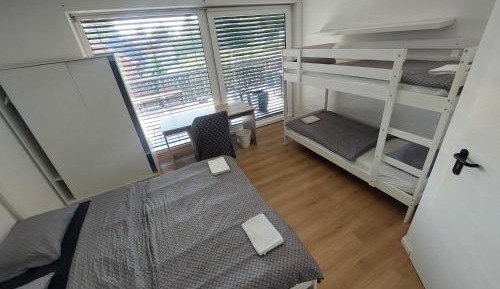 Quadruple Room with Private External Bathroom