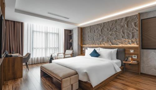 Senior Executive Suite