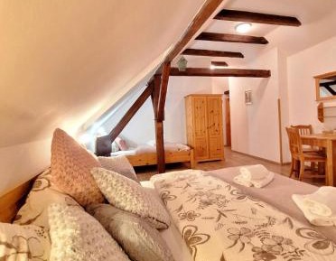Triple Room with Private Bathroom