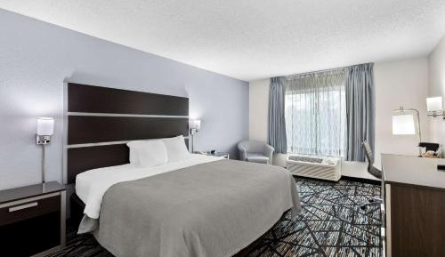King Room - Interior Access, No Pets