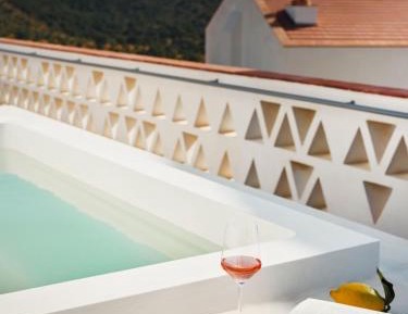 Suite with Hot Tub