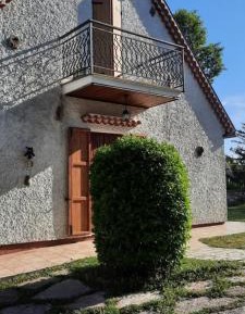 Villa with Garden View