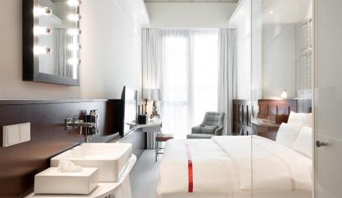 Lovely Room