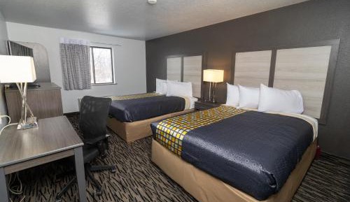 Queen Room with Two Queen Beds