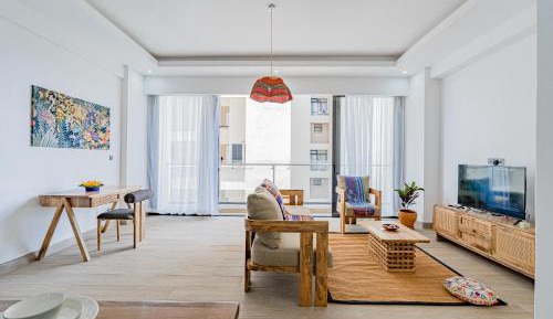 Two-Bedroom Deluxe Apartment with Balcony