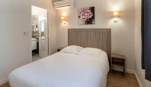 Comfort Queen Room 