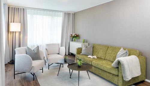 Superior One-Bedroom Apartment with Balcony