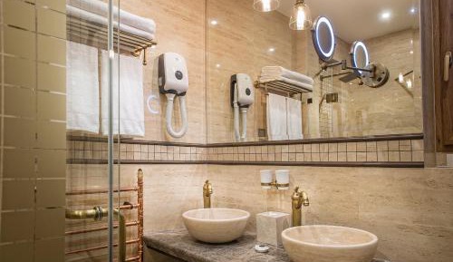 Classic Double or Twin Room