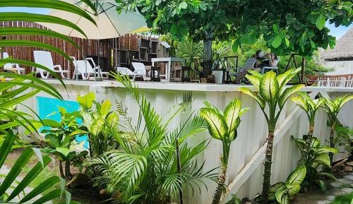 Deluxe Double Room with Side Sea View