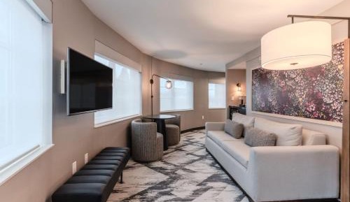 King Suite with Sofa Bed