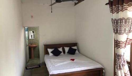Double or Twin Room with Private Bathroom