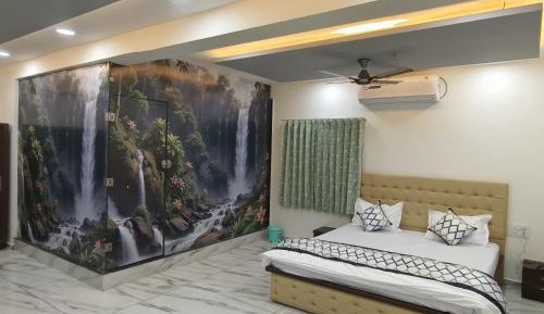 King Suite with Balcony