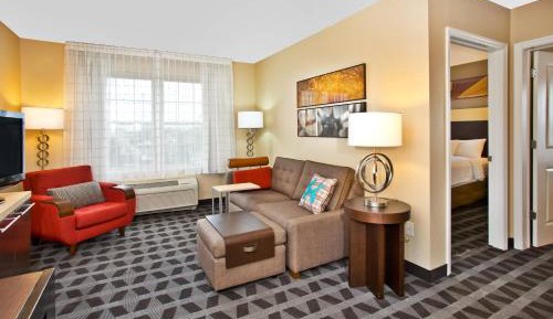 2 Bedroom Suite