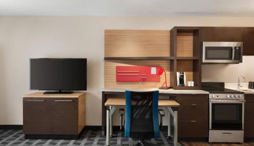 1 Bedroom Suite, 1 Queen, Sofa bed