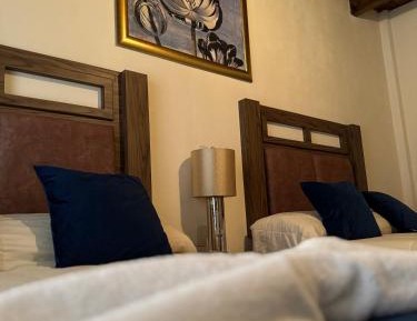 Twin Room with Private Bathroom