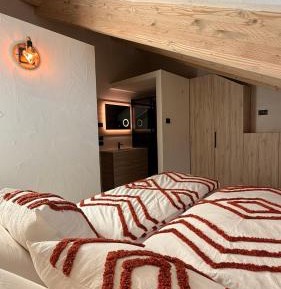 Two-Bedroom Deluxe Apartment