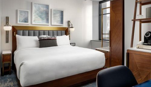 Studio with 1 King Bed