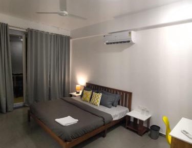 One-bedroom Loft Apartment 