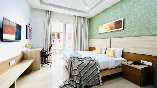 Premier Room