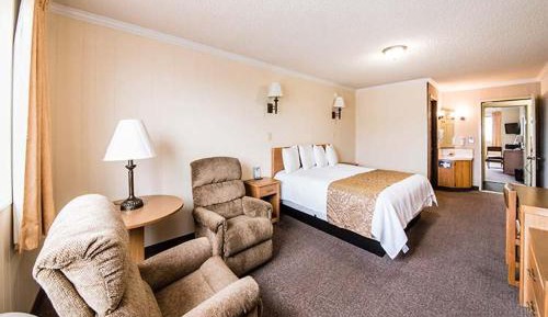 Classic Queen Room