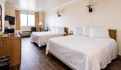 Queen Room with Two Queen Beds