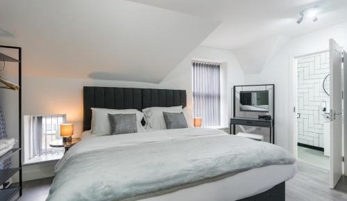 Three-Bedroom Duplex Apartment