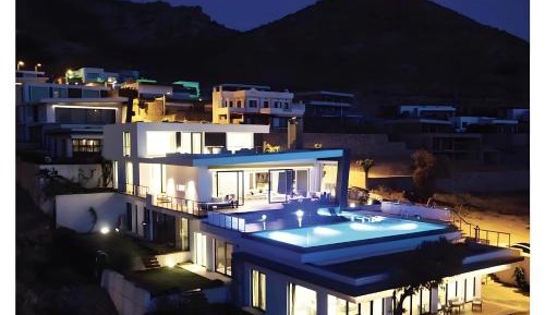 Deluxe Villa