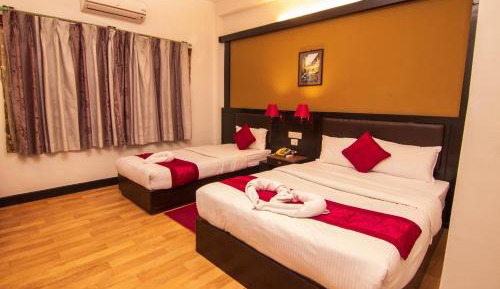 Deluxe Family Room