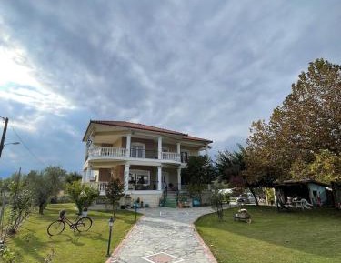 Three-Bedroom Apartment with View