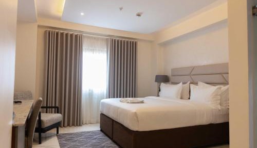 Queen Room