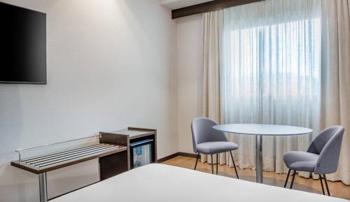 Standard Plus Room, Guest room, 2 Twin/Single Bed(s)