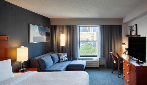 Double Room with Two Double Beds - Hearing Accessible 