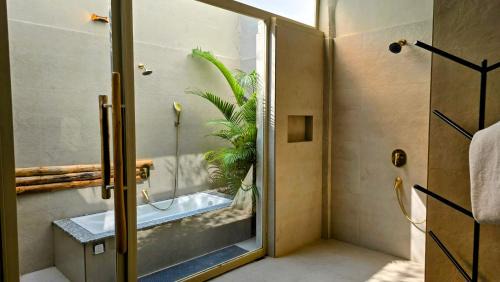 Suite with Balcony