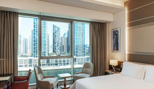  Superior King Room with Canal and Bay View (Complimentary Shuttle to Dubai Mall, Metro & La Mer Beach)