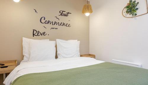 One-Bedroom Apartment - Non-Smoking