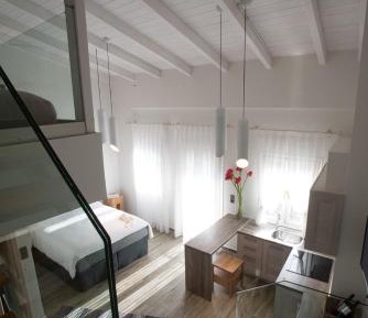 King Studio with Sofa Bed
