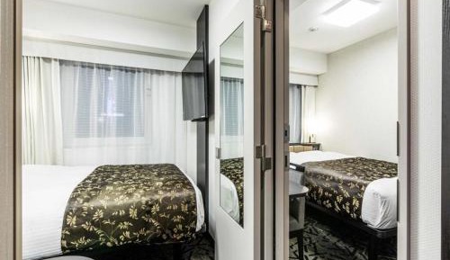 Connecting Room - Non-Smoking