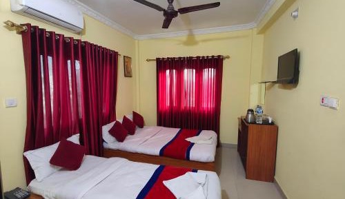 Deluxe Family Room