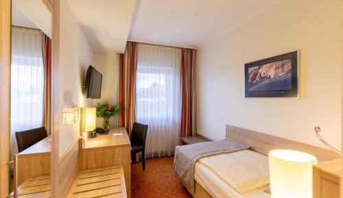 Economy Single Room