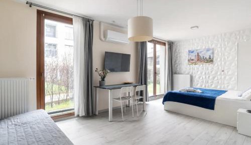King Studio with Sofa Bed