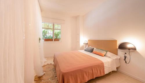 Deluxe Double Room with Shower
