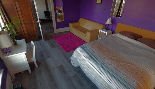 Double Room with Shared Bathroom