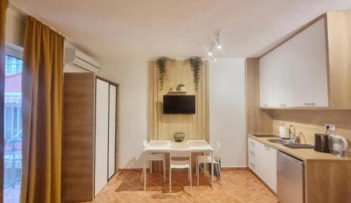 Studio with Balcony